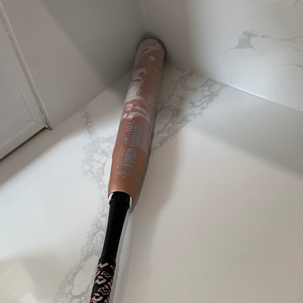 DeMarini Whisper -10 Fastpitch Softball Bat 33”/23oz  (NEW)